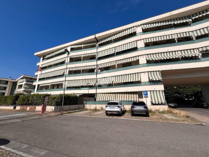 Appartamento con 5 locali in vendita in Viale Benedetto Croce, San Marcellino, Firenze