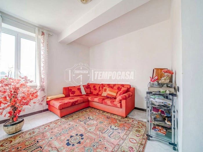 Appartamento trilocale in vendita in Via XXV Aprile, Oggiona Santo Stefano, Oggiona con Santo Stefano