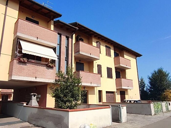 Appartamento con 5 locali in vendita in Stuffione, Ravarino