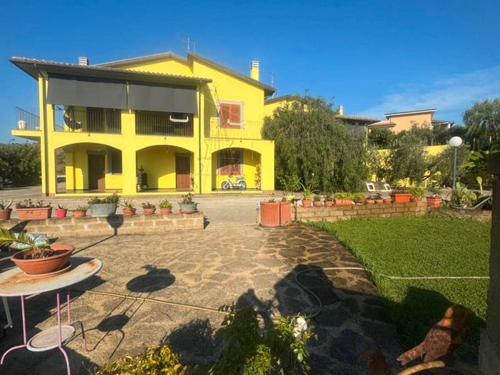 Casa con 6 locali in vendita in Via dei Ligustri, San Gordiano, Civitavecchia