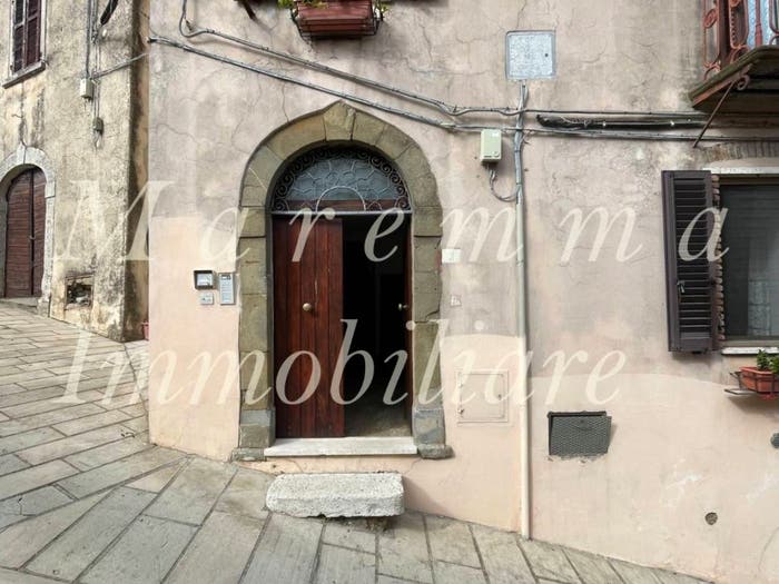 Appartamento con 5 locali in vendita in Via Corsini, Centro, Manciano