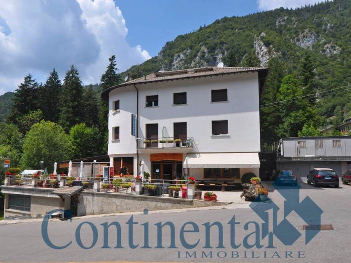 Appartamento trilocale in vendita in Via Monte Torcola, Piazzatorre