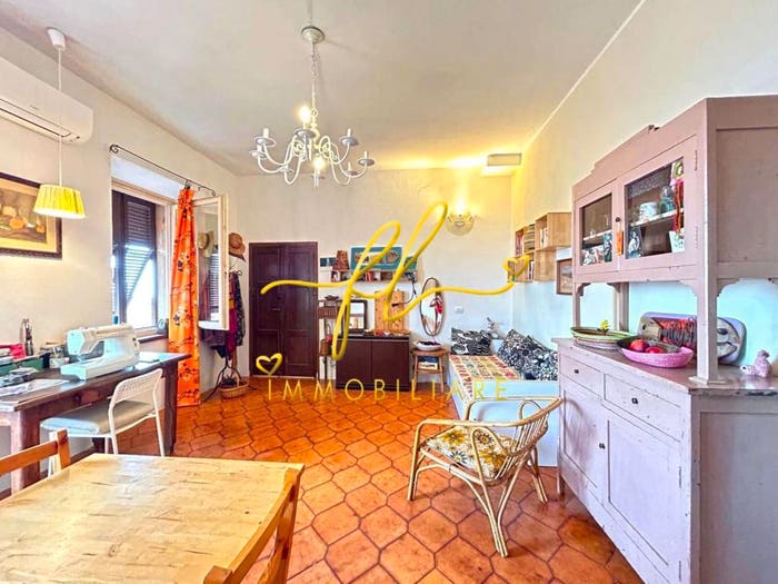 Appartamento trilocale in vendita in Via Don Vincenzo, Centro, Capoliveri