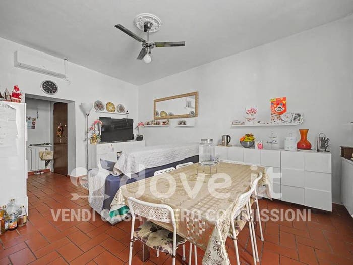 Appartamento quadrilocale in vendita in Via di Brozzi, Brozzi, Firenze