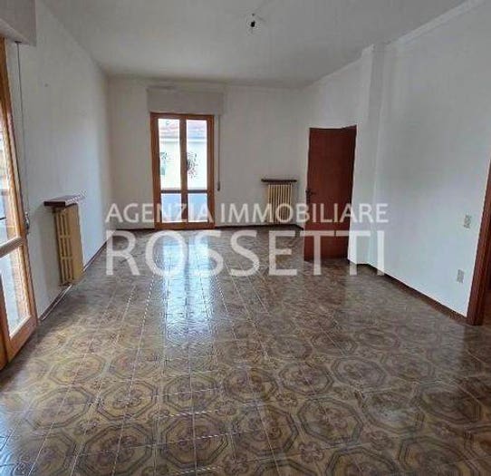 Appartamento con 5 locali in vendita in Centro Storico, Empoli