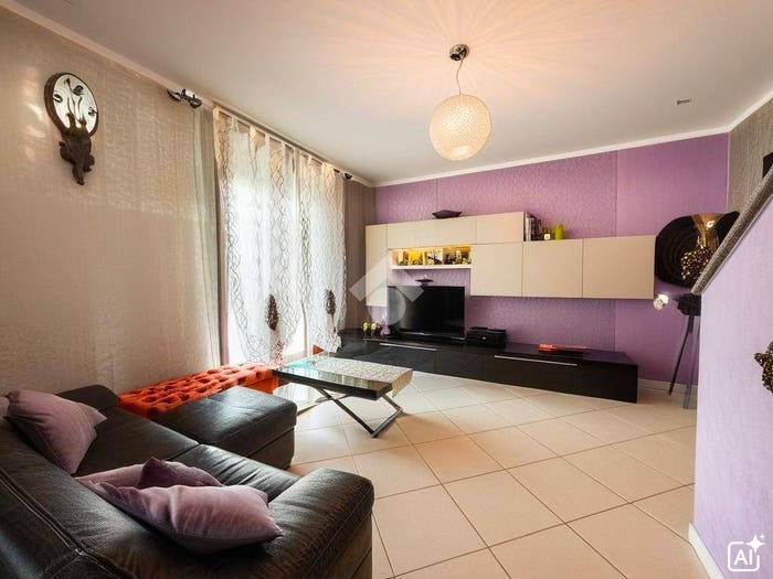 Appartamento trilocale in vendita in Via Pirandello, Centro, La Loggia