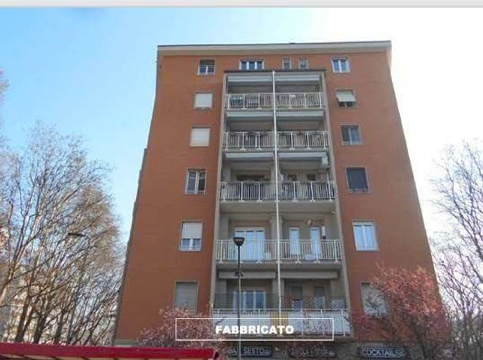 Appartamento trilocale in vendita in Via Giovanni Pascoli, Città Studi, Milano