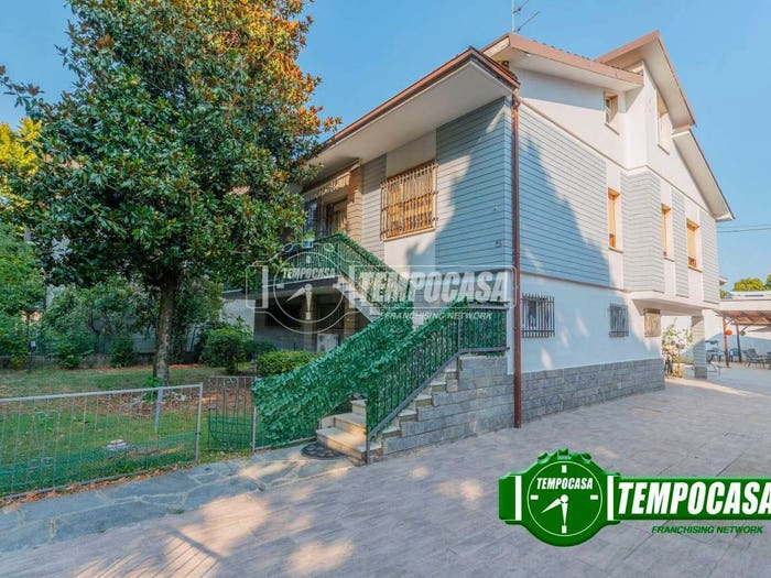 Casa quadrilocale in vendita in Via Bolledi, Montale, Piacenza