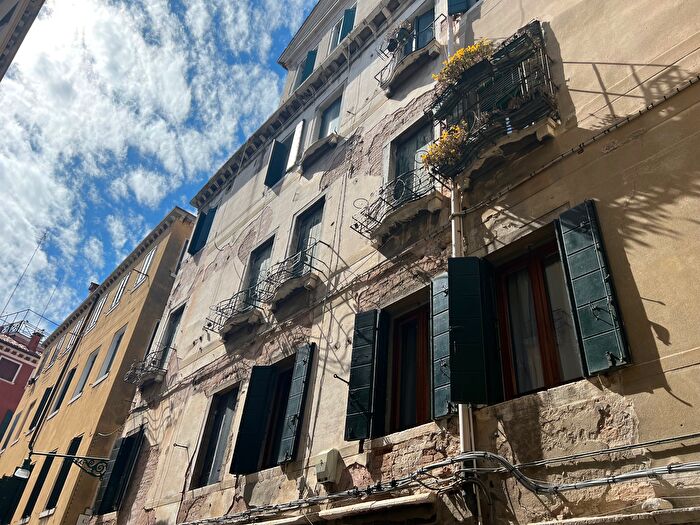 Appartamento bilocale in vendita in Calle del Tagiapiera, Venezia