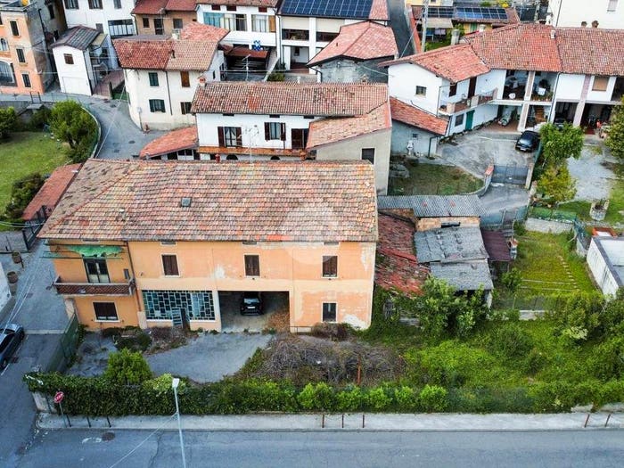 Casa con 5 locali in vendita in Via C Battisti, Fontane Zurane Gresine, Provaglio d'Iseo