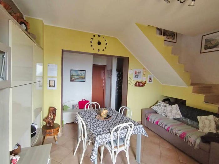 Casa quadrilocale in vendita in Contrada Monteverde, Vinchiaturo