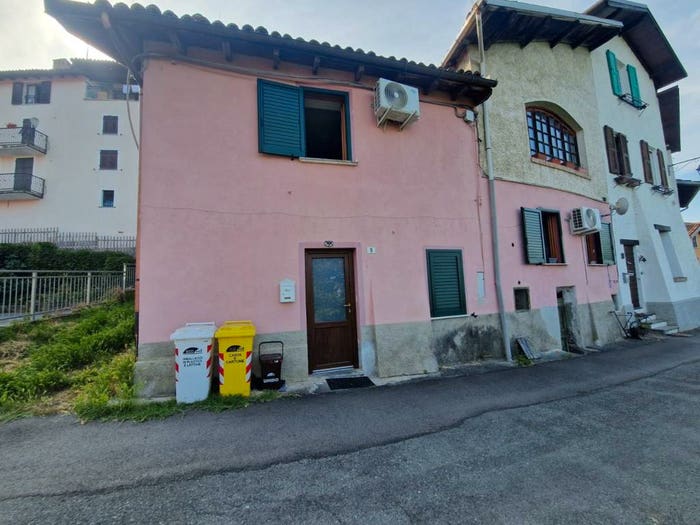 Casa bilocale in vendita in Via Bastione, Centro, Rocca Grimalda