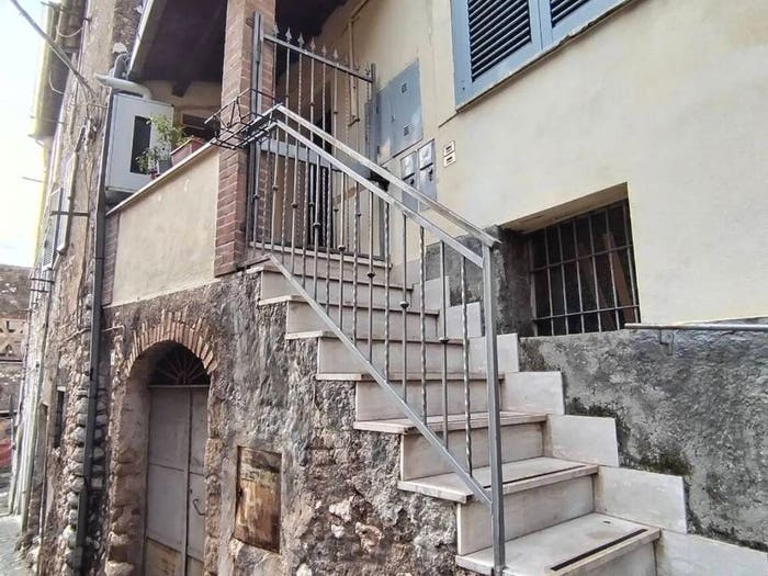 Appartamento quadrilocale in vendita in Via Della Repubblica, Centro, Cori
