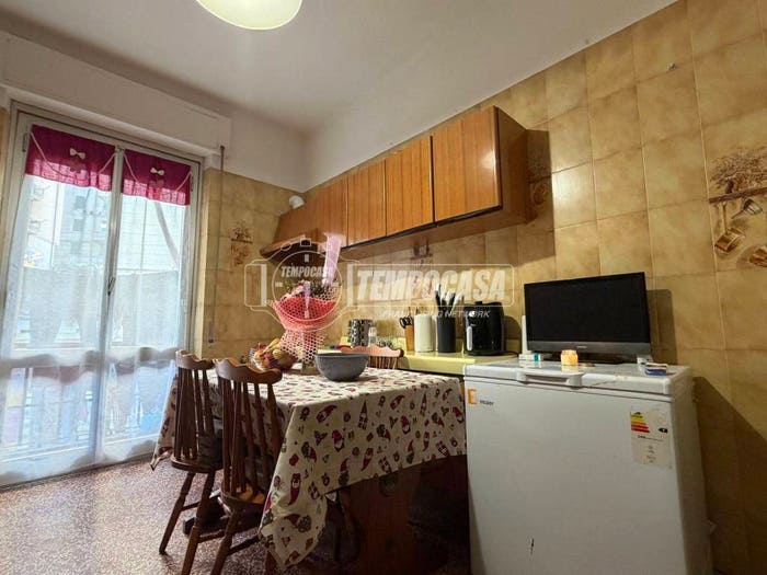 Appartamento trilocale in vendita in Via dei Landi, Sampierdarena, Genova