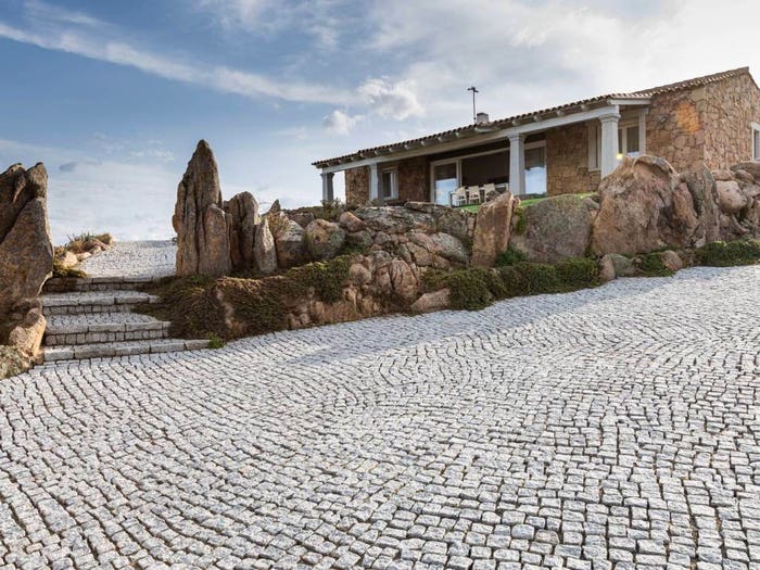 Casa con 6 locali in vendita in Via Casagliana, Cugnana, Olbia