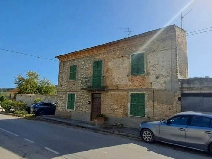 Casa con 5 locali in vendita in Via Venna, Tollo