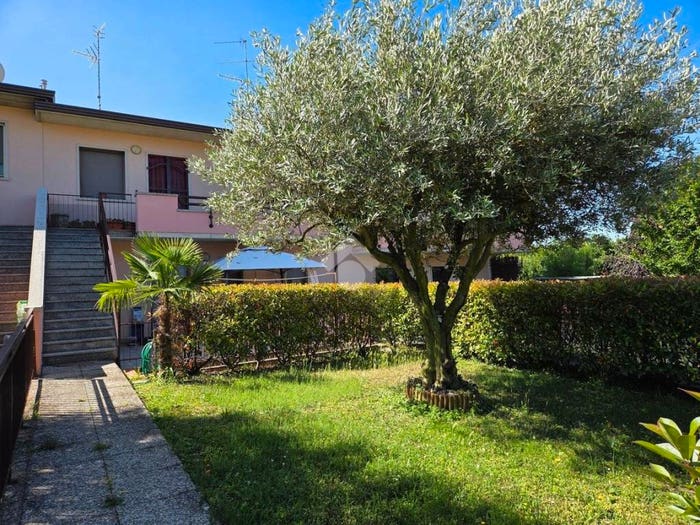 Appartamento bilocale in vendita in Strada della Colombara, Broglie, Peschiera del Garda