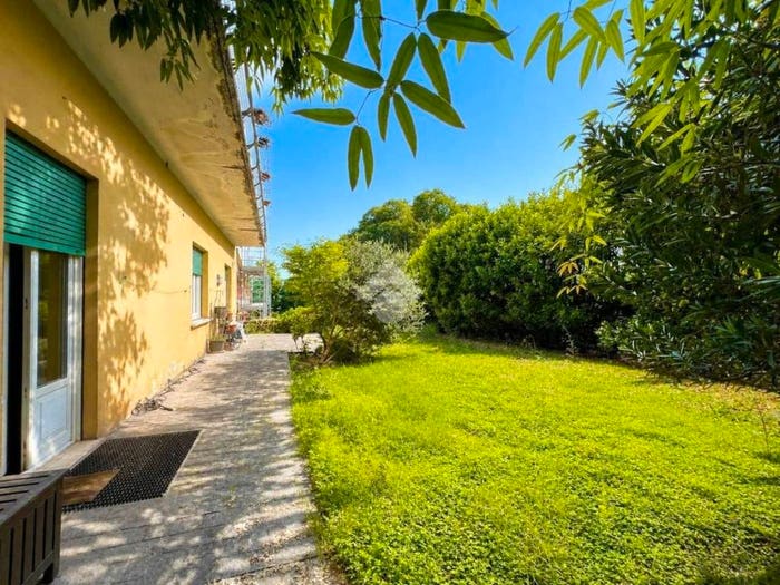 Casa con 6 locali in vendita in Centro, Montichiari