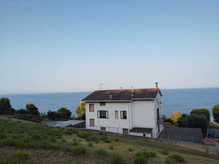 Casa con 6 locali in vendita in Contrada Montecantino, Massignano