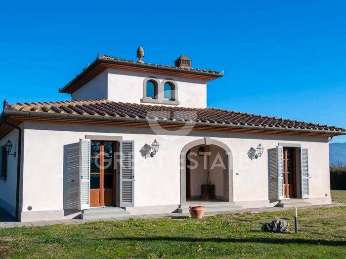 Casa con 6 locali in vendita in Case Sparse Cortona, Cortona