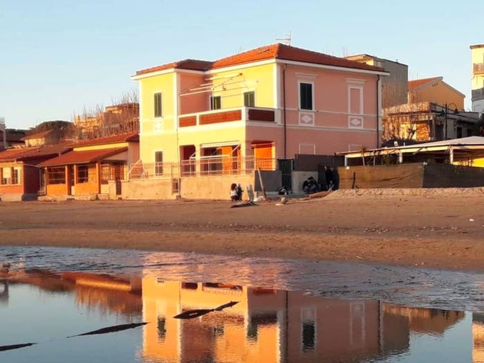 Casa con 6 locali in vendita in Zona Nuova Pratoranieri, Follonica