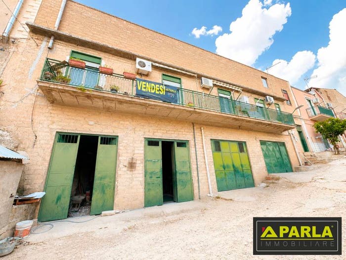 Casa con 5 locali in vendita in Via delle Spine, Canicattì