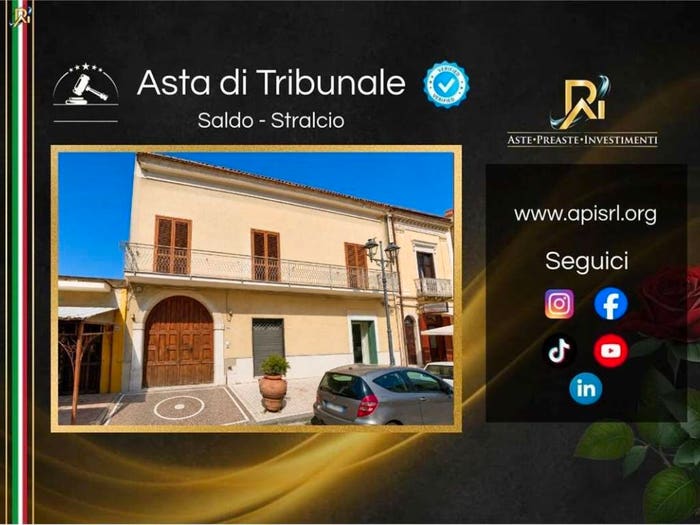 Appartamento con 6 locali in vendita in Via Roma, Trescine, Cervinara