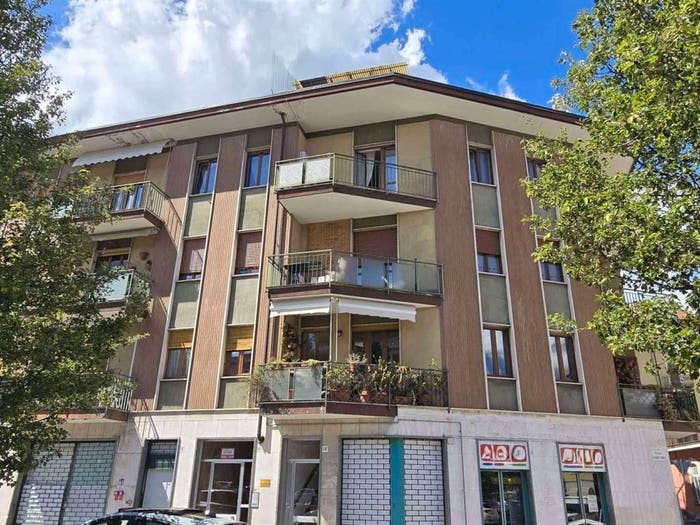 Appartamento trilocale in vendita in Piazza Curiel, Centro Storico, Biella