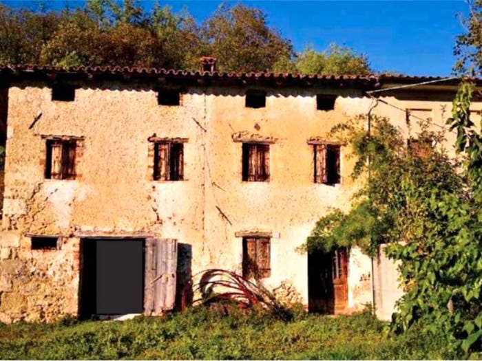 Casa con 6 locali in vendita in Via Mire Alte, Centro, Refrontolo