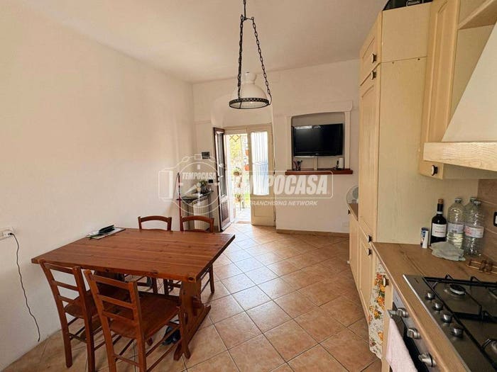 Appartamento bilocale in vendita in Via Giuseppe Garibaldi, Centro, Fino Mornasco