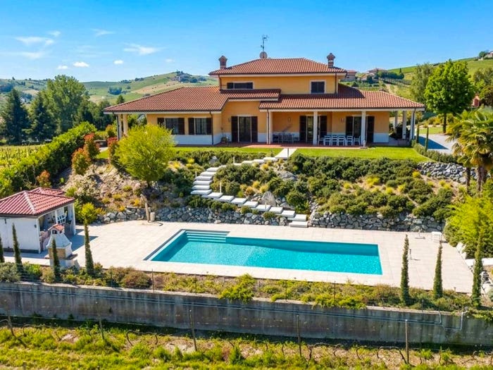 Casa con 6 locali in vendita in Piana Del Salto, Calosso