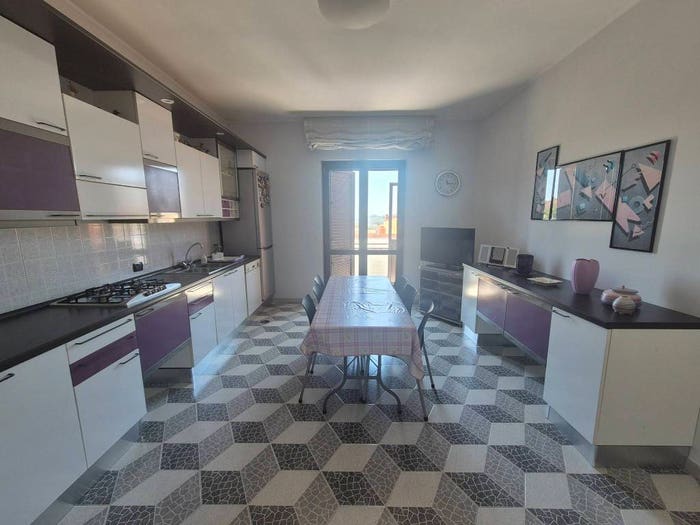 Appartamento trilocale in vendita in Via Leonardo da Vinci, Sala, Catanzaro
