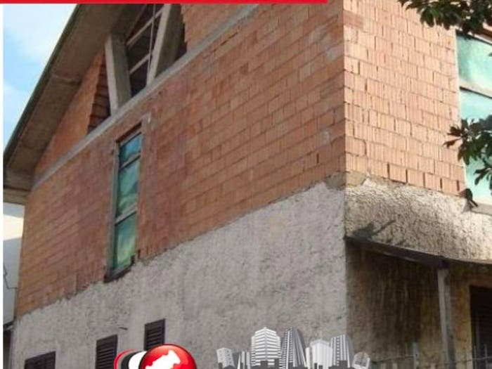 Appartamento con 5 locali in vendita in Via Ugo Foscolo Monsummano Terme PT Italia, Centro, Monsummano Terme