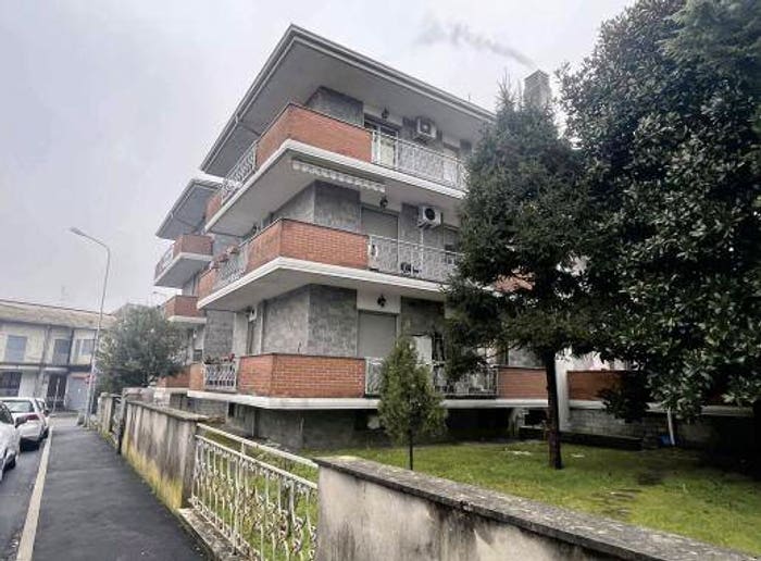 Appartamento trilocale in vendita in Via Mascagni, Cerano