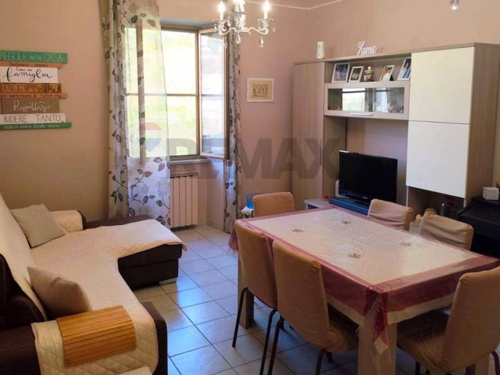 Appartamento quadrilocale in vendita in Via Antonio Sebastiani, Centro, Minturno