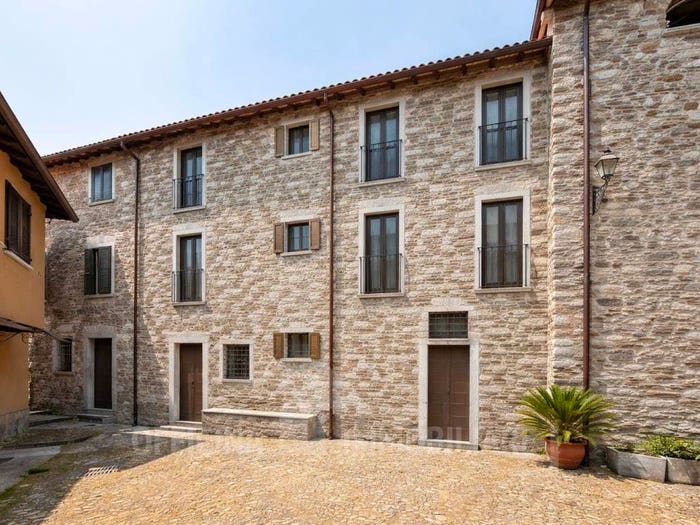 Casa trilocale in vendita in Frazione Cantone, Vignola, Cremia