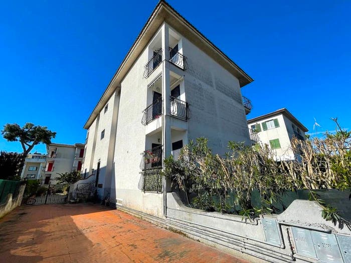 Appartamento quadrilocale in vendita in Via Lelio Basso, Villa Rosa, Martinsicuro