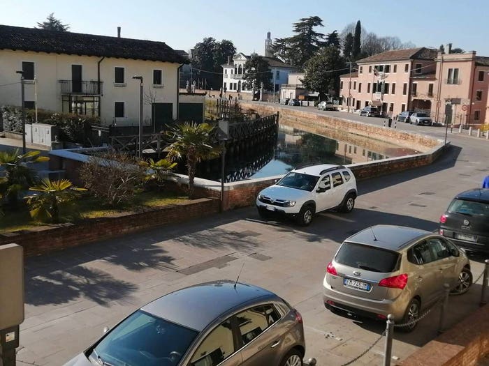 Casa con 6 locali in vendita in Via Don Giovanni Minzoni, Mira Porte, Mira