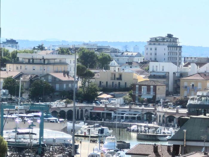 Appartamento quadrilocale in vendita in Viale della Vittoria, Centro, Gabicce Mare