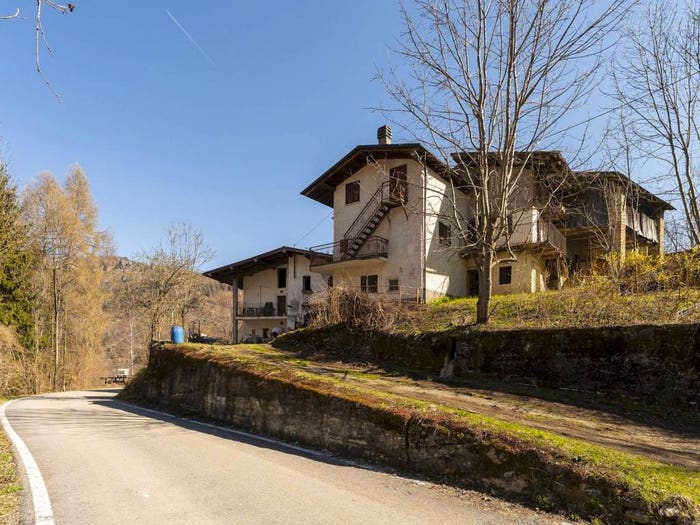 Casa bilocale in vendita in Borgata Tetto Piglione Snc, Roaschia