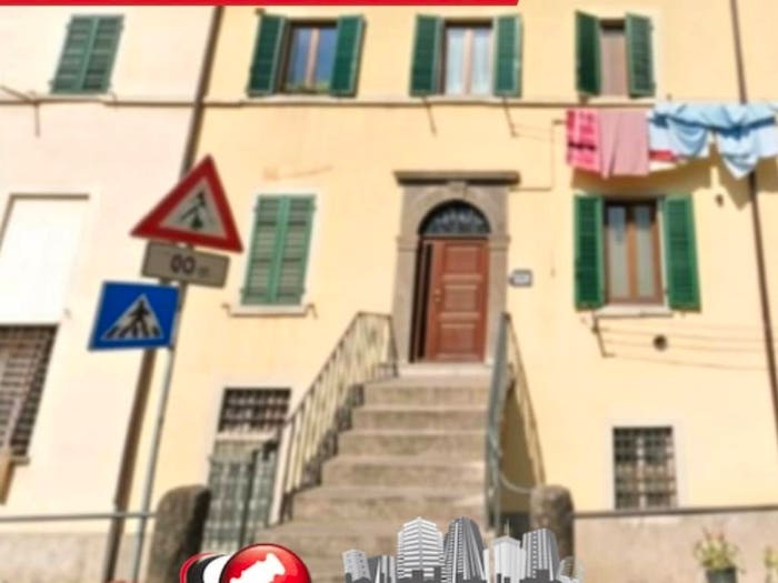 Appartamento trilocale in vendita in Via Bruno Buozzi Pescia PT Italia, Centro, Pescia