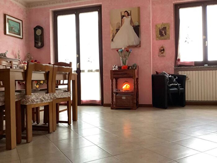 Casa quadrilocale in vendita in Via Don Orfeo Ferrarese, Maiano, Sant'Angelo Lodigiano