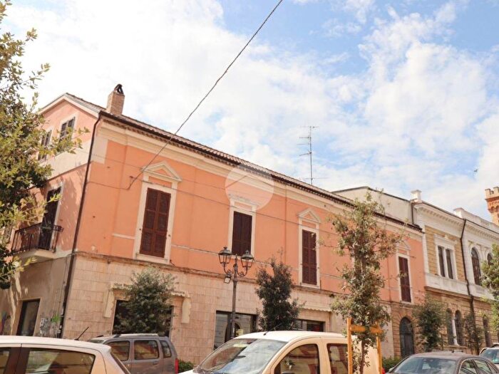 Casa con 6 locali in vendita in Via Settimio Passamonti, Centro, Mosciano Sant'Angelo