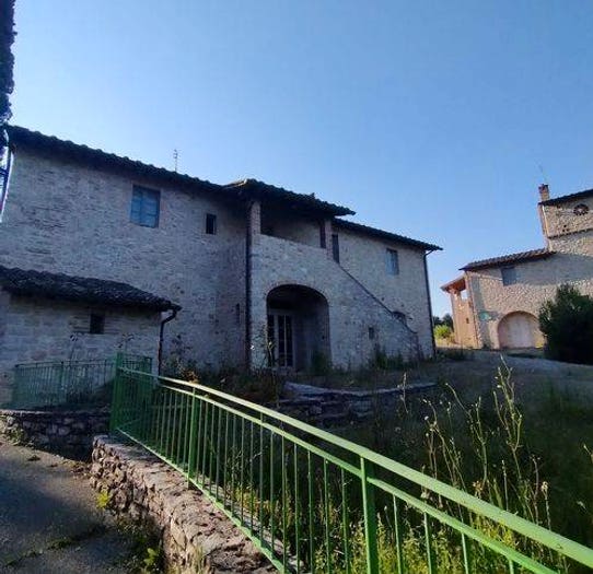 Casa con 6 locali in vendita in Petrarca, Mantignana, Corciano