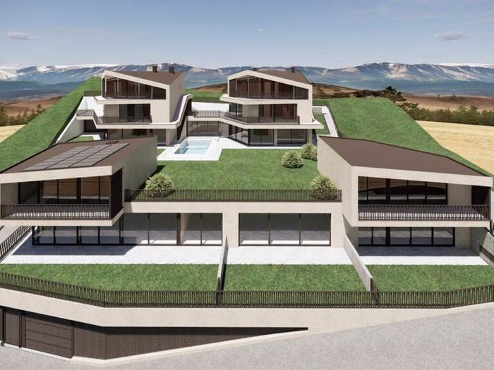 Casa quadrilocale in vendita in Vicolo Ciscolo, Centro, Nova Levante