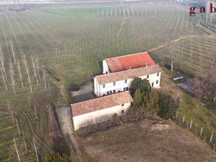 Casa con 5 locali in vendita in Cascina San Gaetano, Bernate Ticino