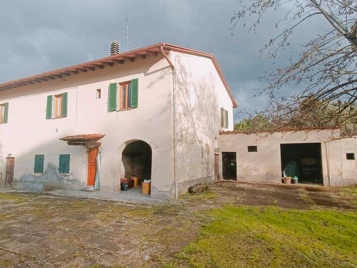 Casa con 6 locali in vendita in Borgo San Lorenzo