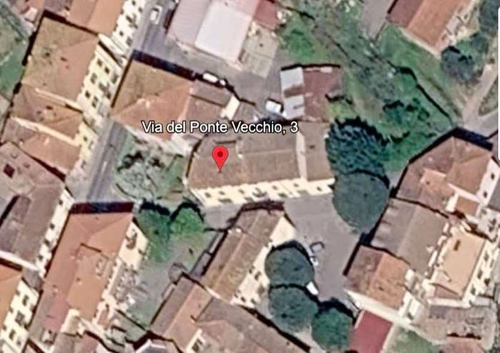 Casa con 6 locali in vendita in Via Ponte Vecchio, Centro, Reggello