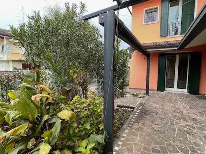 Casa con 6 locali in vendita in Via Tiziano Vecellio, Arcella Sant'Antonino, Padova