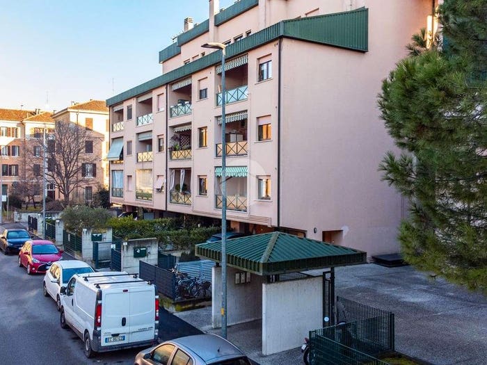 Appartamento quadrilocale in vendita in Via Giuseppe Deambrogi, Porto San Pancrazio, Verona